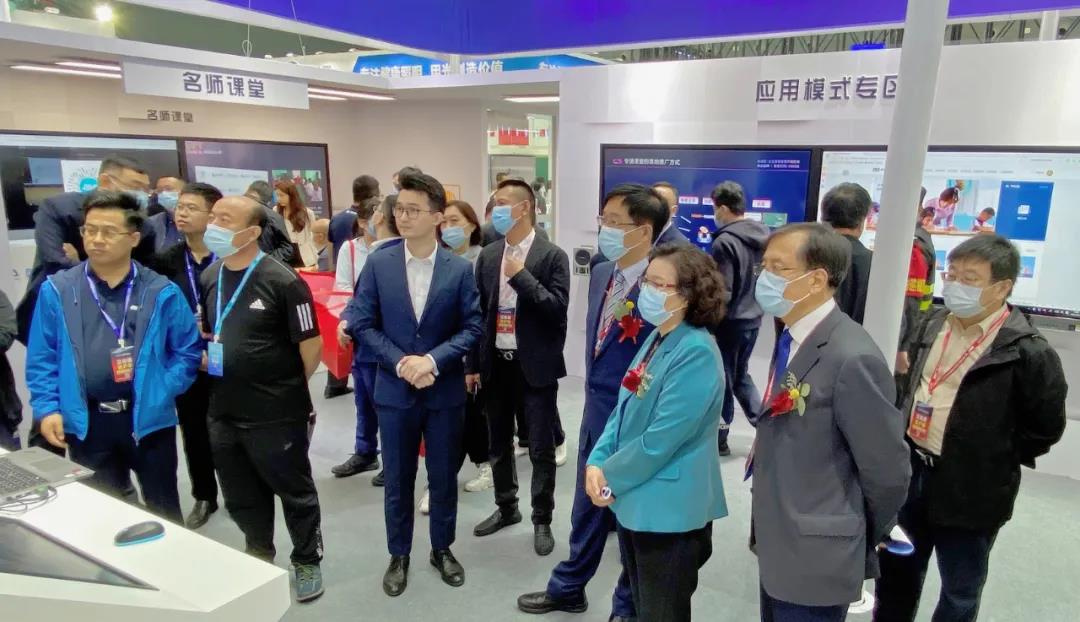 河北展，奧威亞“三個課堂”引全場矚目