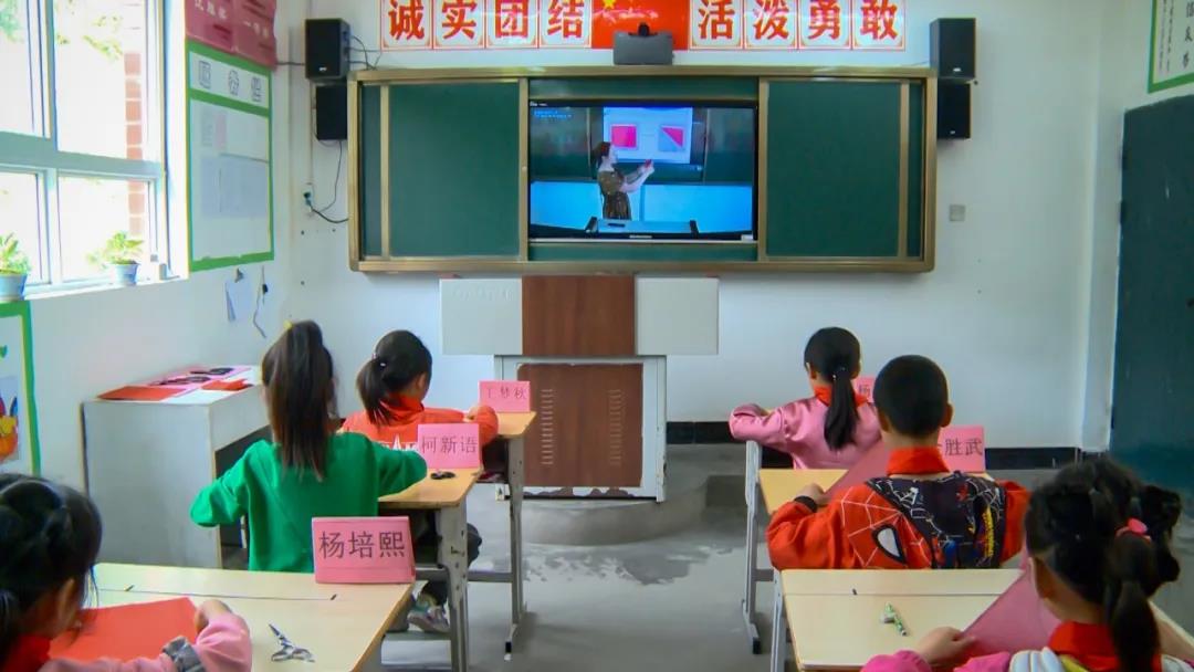 湖北竹山專遞課堂，助推城鄉(xiāng)教育均衡發(fā)展
