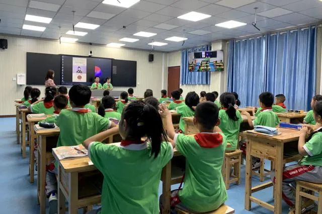 【學(xué)習(xí)強國】央企教育幫扶 | 中國國新：從“三個課堂”出發(fā)，用心丈量教育均衡的最后一公里