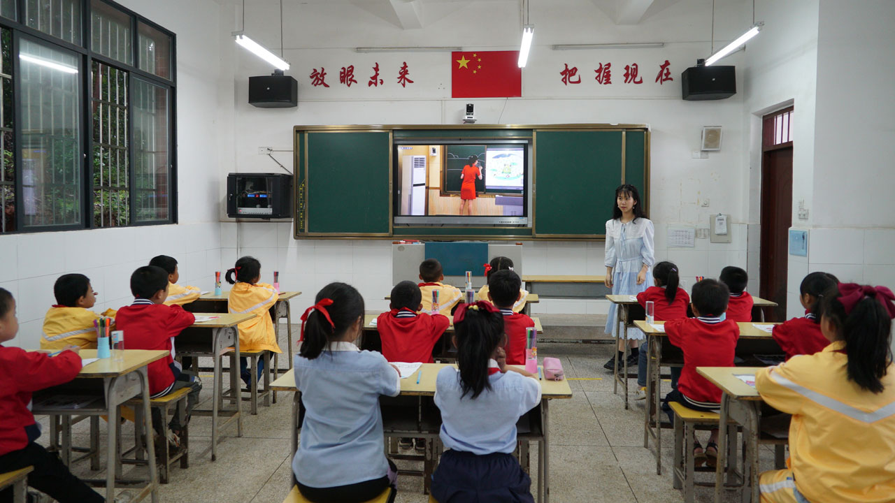 基于專遞課堂的區(qū)域研修，助力城鄉(xiāng)教育一體化發(fā)展